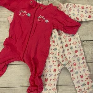 2 baby one pieces